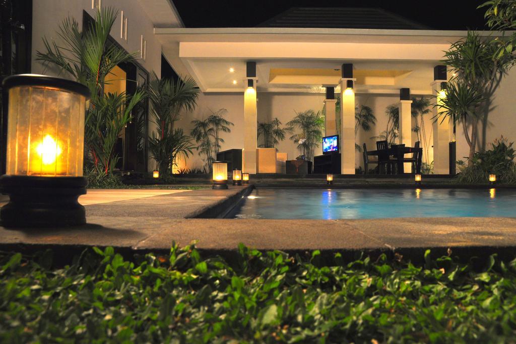 La Villais Kamojang Hotel Seminyak Quarto foto